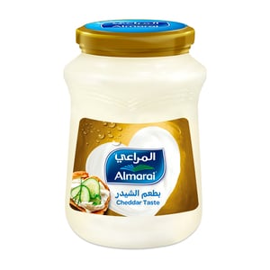 Almarai Spreadable Cheddar Cheese 900 g