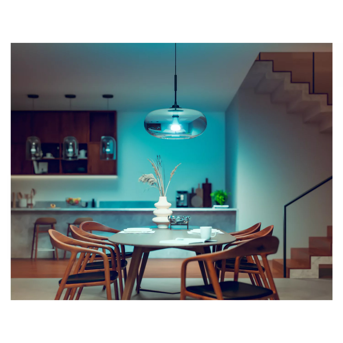 Philips Hue White and Colour Ambiance E27 Smart Light Bulb, 13 W-100 W, 1600 Lumen