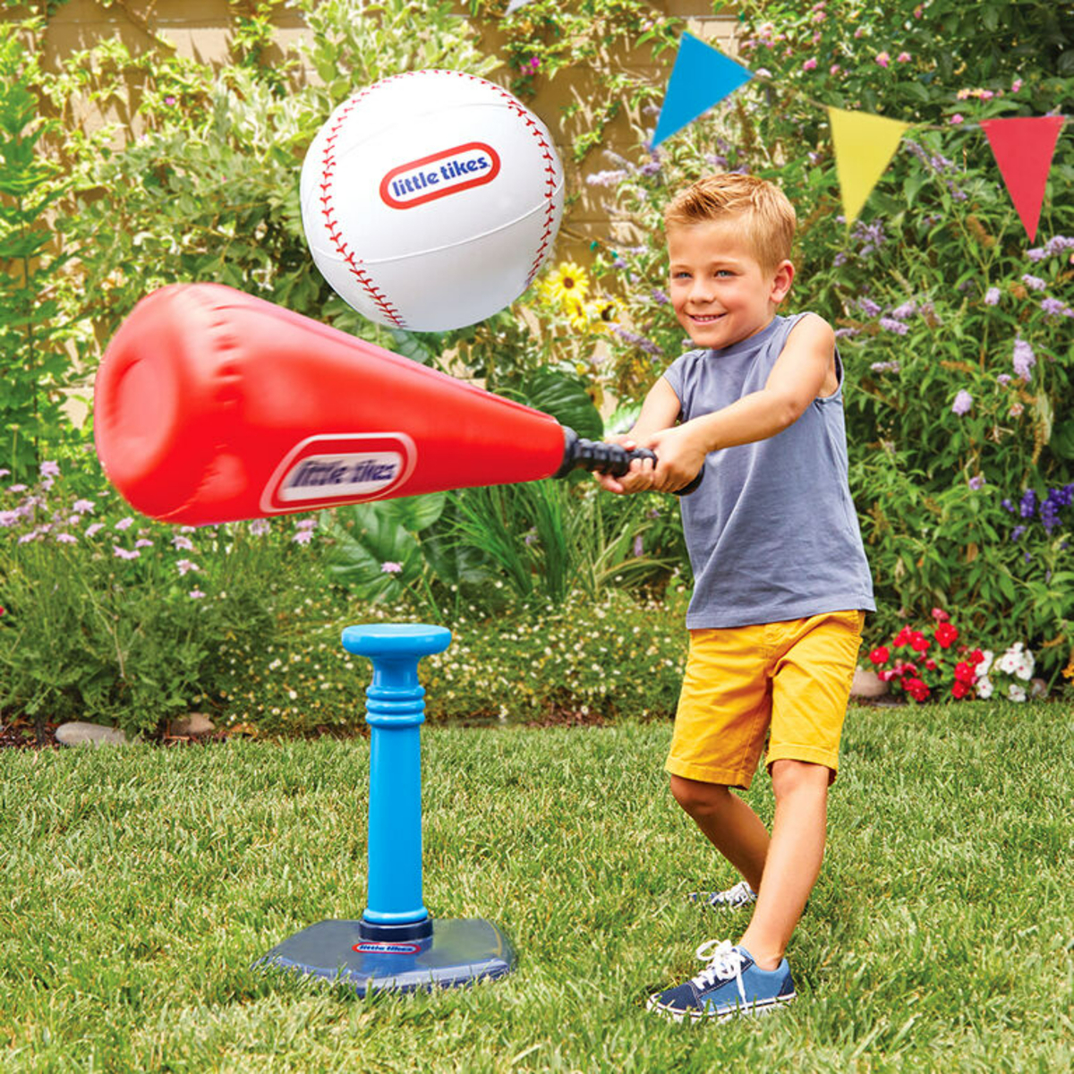 Little Tikes Totally Huge Sports T-Ball Set with Oversized Inflatable Baseball, LIT-659904