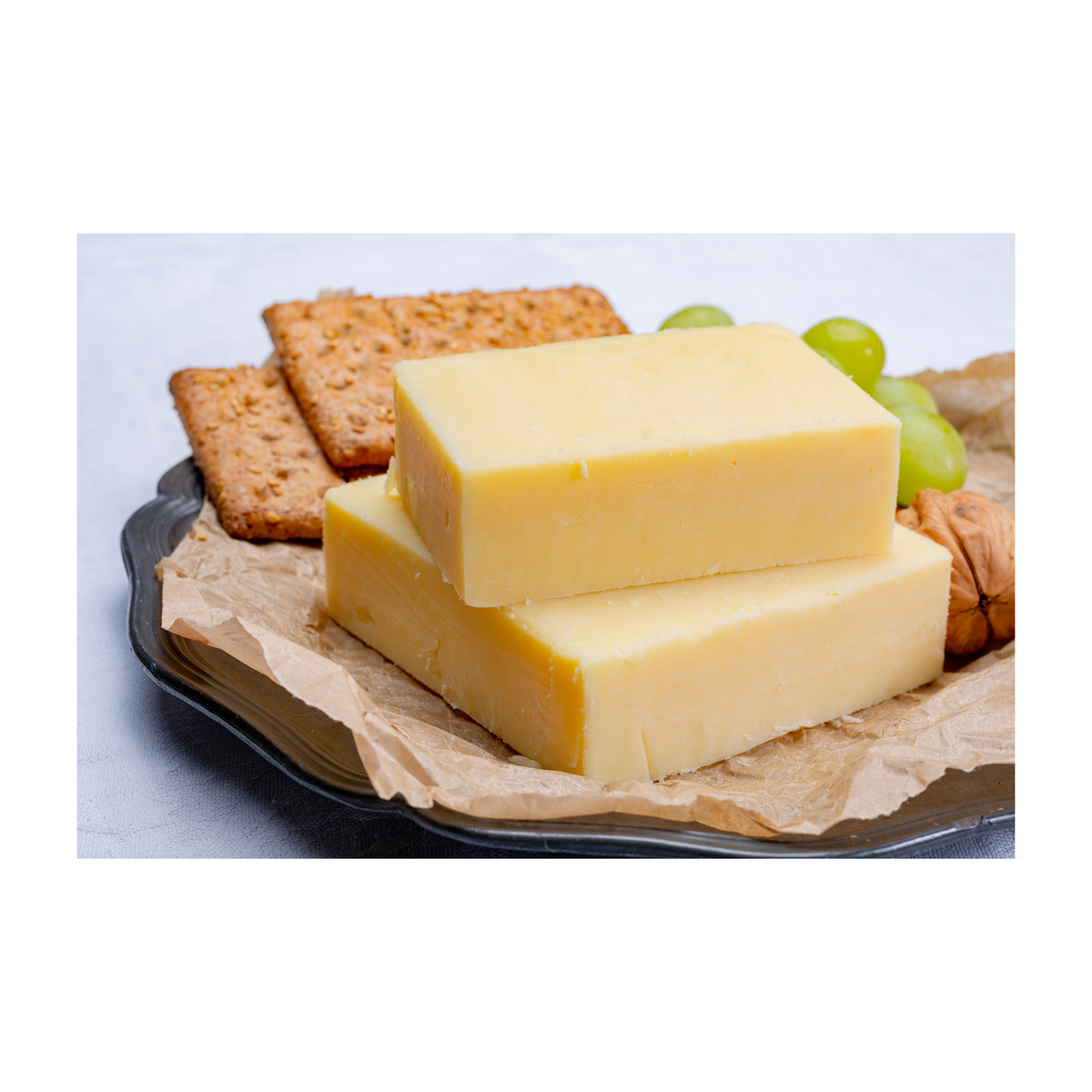 English Natural Cheddar White Slices 250g Approx. Weight