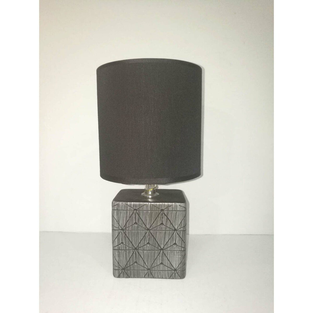 Maple Leaf Ceramic Table Lamp HS8148PRM 13x27cm Assorted
