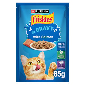 Purina Friskies Salmon Chunks in Gravy Wet Cat Food Pouch 85 g