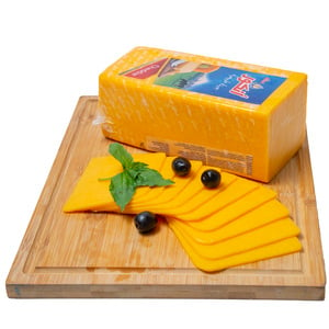 Natural Coloured Cheddar New Zealand 250 g