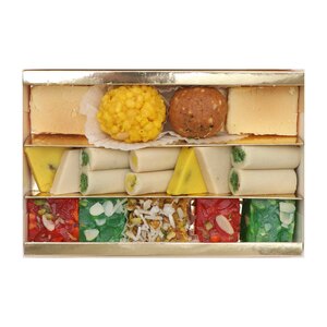 Classic Assorted Indian Sweets Box 500 g