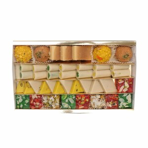 Classic Assorted Indian Sweets Box 1 kg